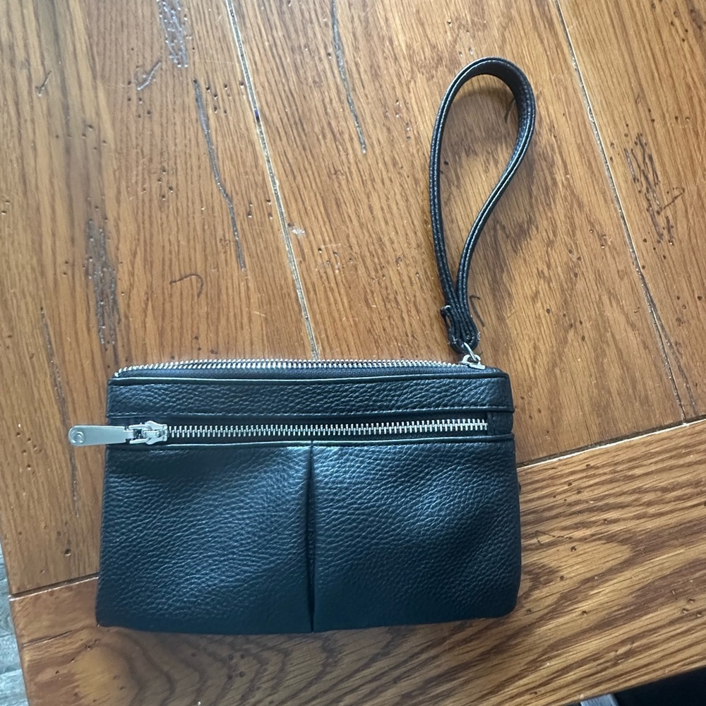 Black Wristlet with Zipper